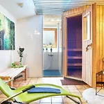 An Der Brunnader - Therme Befindet Sich 4 Geh-minuten Entfernt 3*