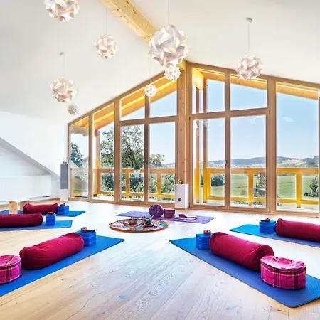 An Der Brunnader - Therme Befindet Sich 4 Geh-minuten Entfernt Otel 3*