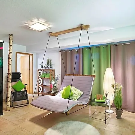 An Der Brunnader - Therme Befindet Sich 4 Geh-minuten Entfernt Hotel 3*