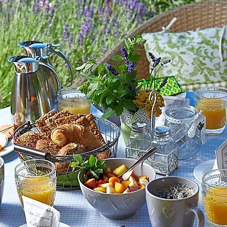 An Der Brunnader - Therme Befindet Sich 4 Geh-minuten Entfernt Bad Birnbach
