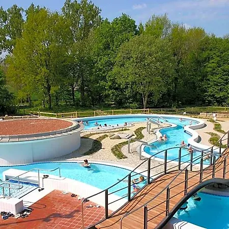 Hotel An Der Brunnader - Therme Befindet Sich 4 Geh-minuten Entfernt 3*