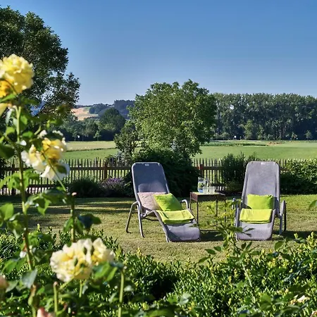 Szálloda An Der Brunnader - Therme Befindet Sich 4 Geh-minuten Entfernt Bad Birnbach