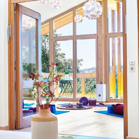An Der Brunnader - Therme Befindet Sich 4 Geh-minuten Entfernt Hotel
