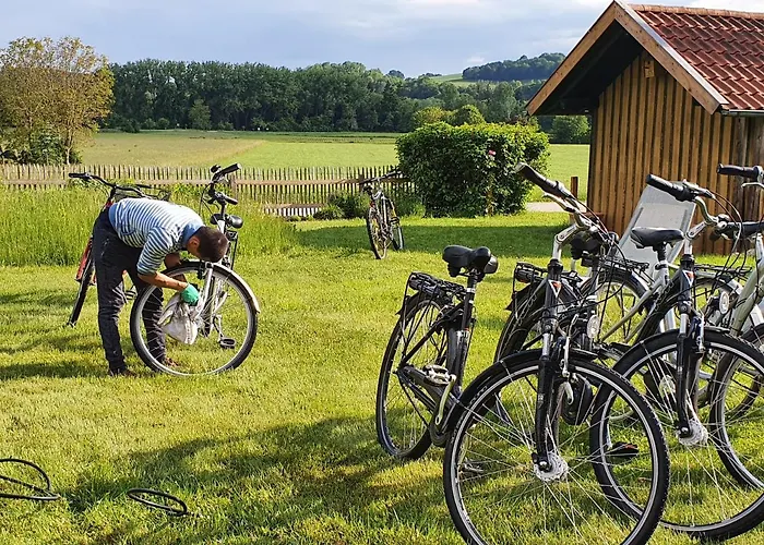 Hotel An Der Brunnader - Therme Befindet Sich 4 Geh-minuten Entfernt Bad Birnbach